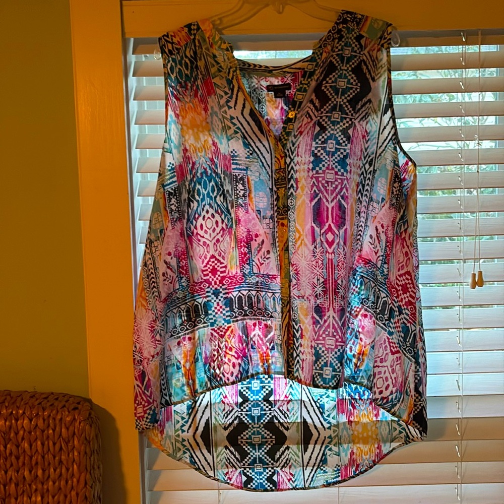 Sleeveless Multicolor Patterned Tunic Top